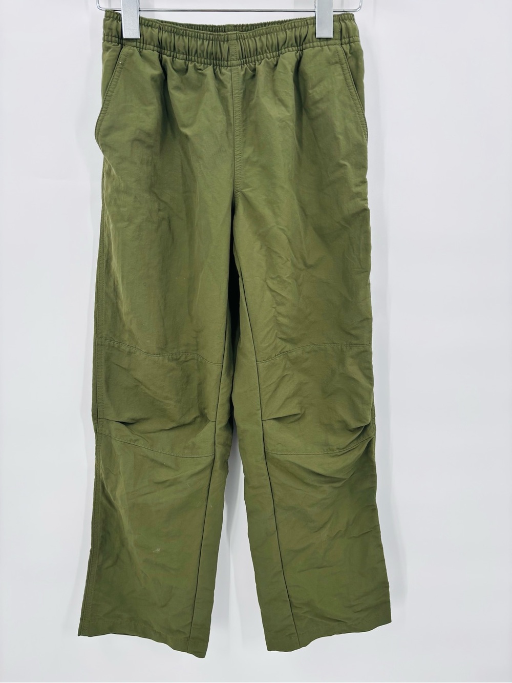 TNA Aritzia parachute army green pants